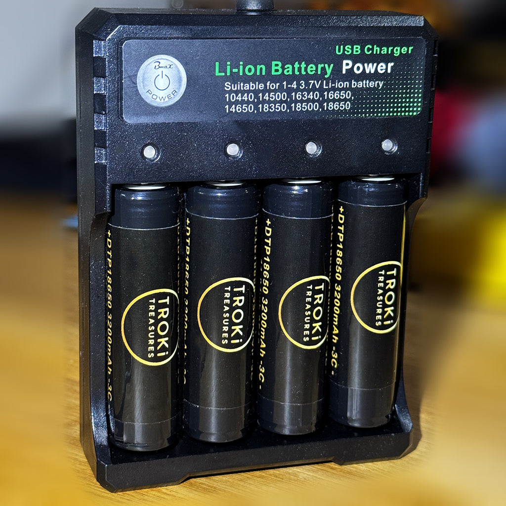 Punjač za 18650 Li - Ion baterije - 4 slot